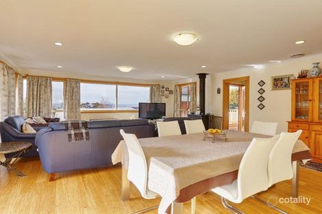 Property photo of 28 Orana Place Taroona TAS 7053