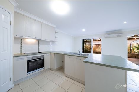 Property photo of 2/11 Sunset Drive Jubilee Pocket QLD 4802
