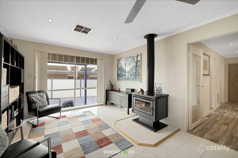 Property photo of 12 Cornell Place Hampton Park VIC 3976