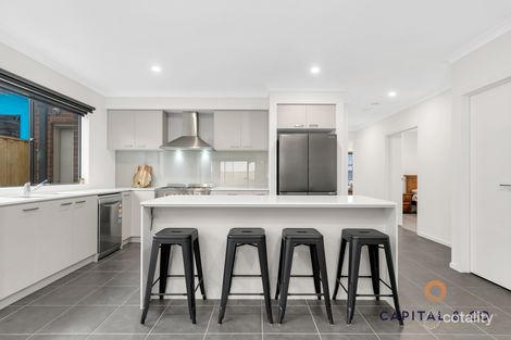 Property photo of 20 Oakham Street Donnybrook VIC 3064