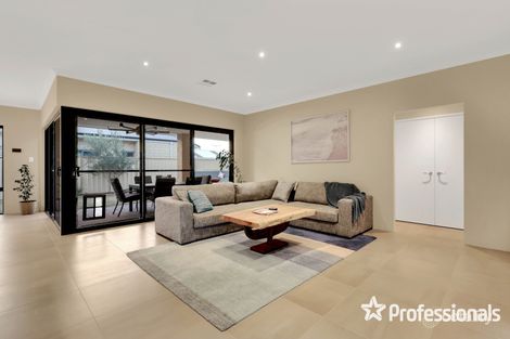 Property photo of 32 Dollarbird Road Southern River WA 6110
