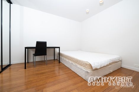 Property photo of 1511/33 Mackenzie Street Melbourne VIC 3000