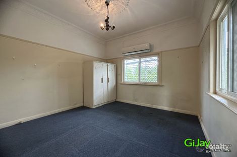 Property photo of 174 Cornwall Street Stones Corner QLD 4120