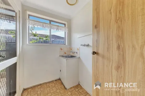 Property photo of 24/5 Ovens Court Werribee VIC 3030