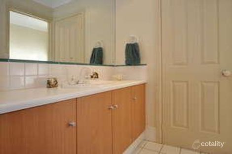 Property photo of 2 Arcadia Avenue Hindmarsh Island SA 5214