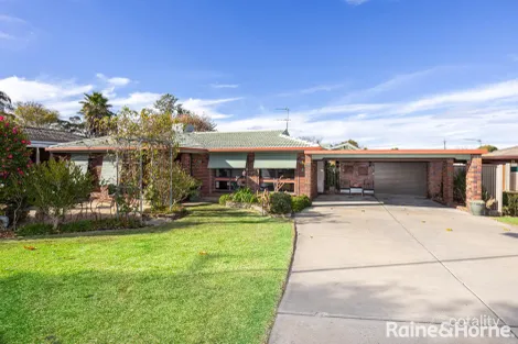 Property photo of 23 Merinda Crescent Kooringal NSW 2650