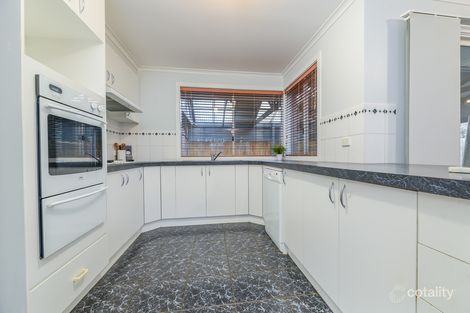Property photo of 12 Swan Court Narre Warren South VIC 3805