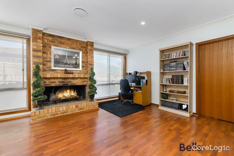 Property photo of 3 Balmoral Close Kings Park VIC 3021