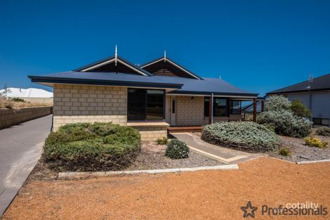 Property photo of 16 Beacon Rise Wandina WA 6530