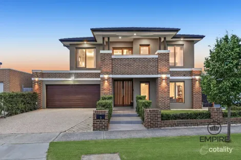 3 Pedro St, Clyde North, VIC 3978