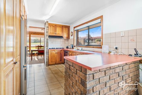 Property photo of 8 Eltolla Court Mount Gambier SA 5290