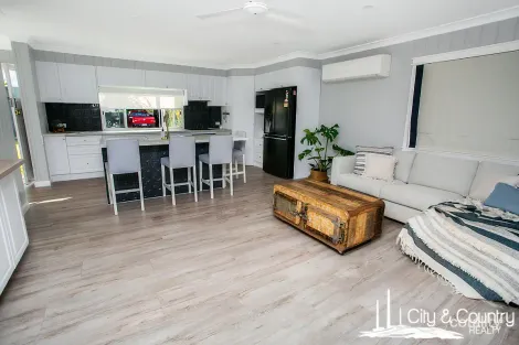 Property photo of 61 Second Avenue Happy Valley QLD 4825