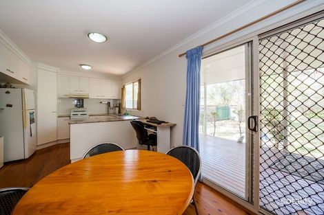 Property photo of 3 Tulloch Place Branyan QLD 4670