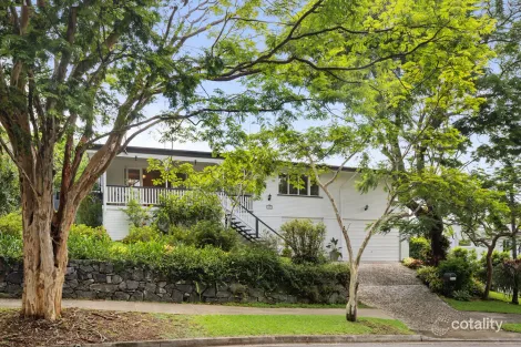 Property photo of 137 Akuna Street Kenmore QLD 4069