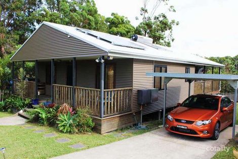 17 Diamond Head Dr, Sandy Beach, NSW 2456