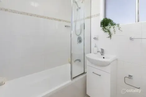 Property photo of 11/11 Francis Street Dee Why NSW 2099