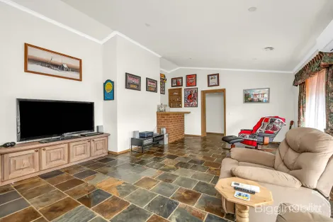 Property photo of 57 Evrah Drive Hoppers Crossing VIC 3029