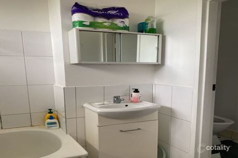 Property photo of 17/294 Nicholson Street Seddon VIC 3011