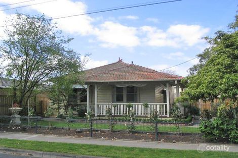 Property photo of 8 Lorne Parade Mont Albert VIC 3127