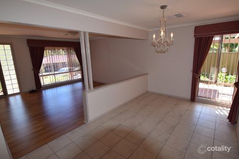 Property photo of 2 Cricklewood Court Aberfoyle Park SA 5159