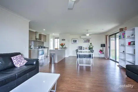Property photo of 5 Gordon Boulevard Gisborne VIC 3437