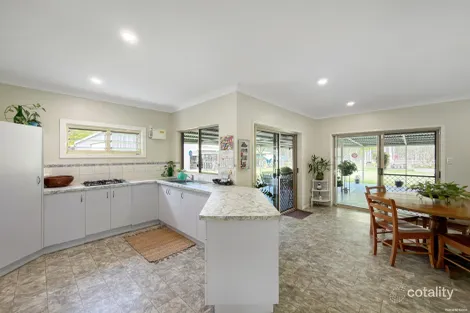 Property photo of 42 River Road Millstream QLD 4888
