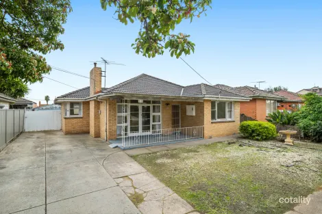 23 LARCH ST, THOMASTOWN, VIC 3074