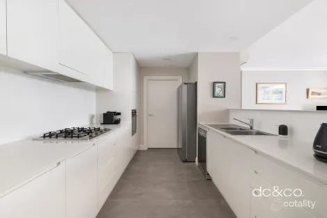 Property photo of 105/10 Peninsula Drive Breakfast Point NSW 2137