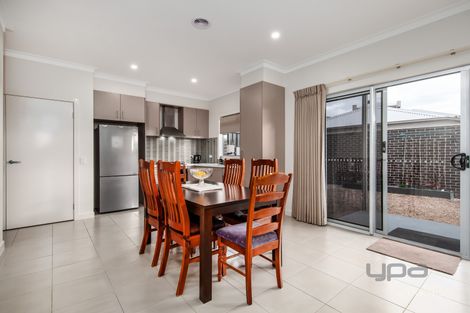 Property photo of 17/69-77 Lancefield Drive Caroline Springs VIC 3023