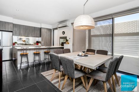 Property photo of 118 The Esplanade Caroline Springs VIC 3023