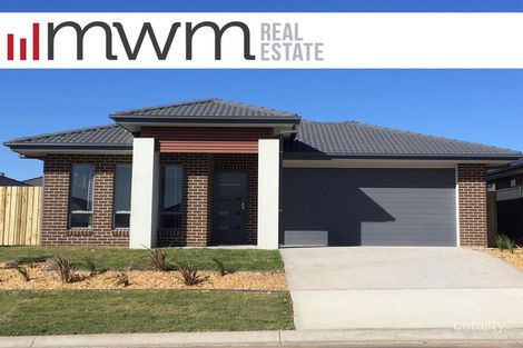 11 Finlay St, Oran Park, NSW 2570