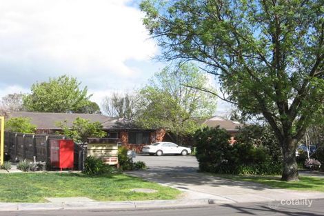 Property photo of 2 Langmore Lane Berwick VIC 3806