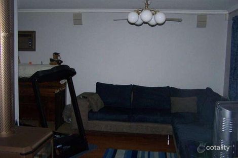 Property photo of 27 Pennyroyal Crescent Kurunjang VIC 3337