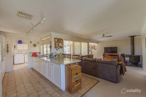 Property photo of 6 Casuarina Close Cowra NSW 2794