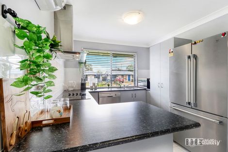 Property photo of 9 Jomarant Place Kawana QLD 4701