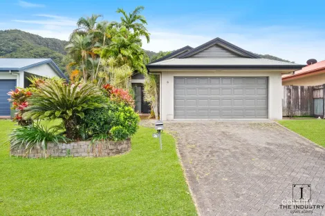8 COWIE CL, BENTLEY PARK, QLD 4869
