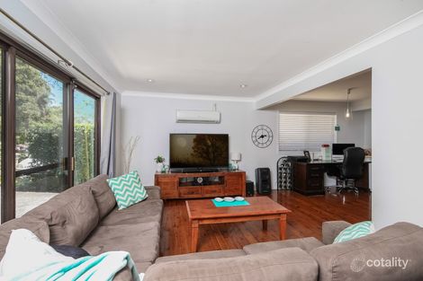 Property photo of 39 Delasala Drive Macquarie Hills NSW 2285