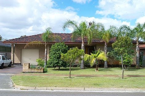 230 Drake St, Morley, WA 6062