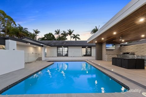 Property photo of 11 Collins Crescent Benowa QLD 4217