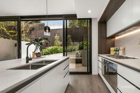 Property photo of 16/3 Wilks Street Caulfield North VIC 3161