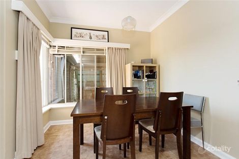 Property photo of 8 Carbenet Drive Hackham SA 5163