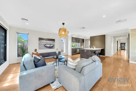 Property photo of 56 Attunga Grove Werribee VIC 3030