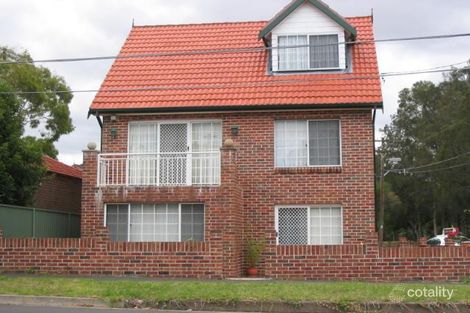 1 Undercliffe Rd, Earlwood, NSW 2206