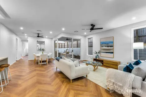 Property photo of 34 Brooklyn Circuit Spring Mountain QLD 4300