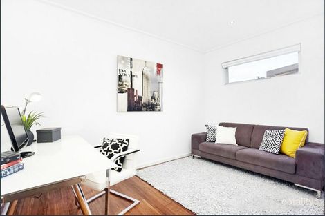 Property photo of 1/10 Wallabah Street Mount Waverley VIC 3149