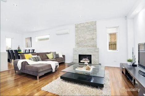 Property photo of 1/10 Wallabah Street Mount Waverley VIC 3149