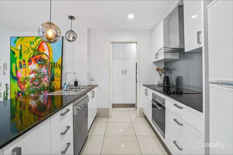 Property photo of 6/15 Markwell Avenue Surfers Paradise QLD 4217