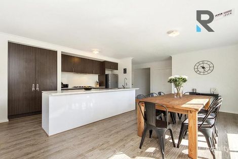 Property photo of 36 Yarradale Drive Mickleham VIC 3064