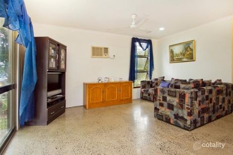 Property photo of 1 Kerryanne Close Smithfield QLD 4878