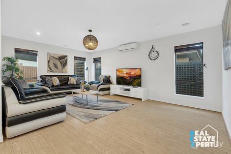 Property photo of 12 Bushman Way Lynbrook VIC 3975